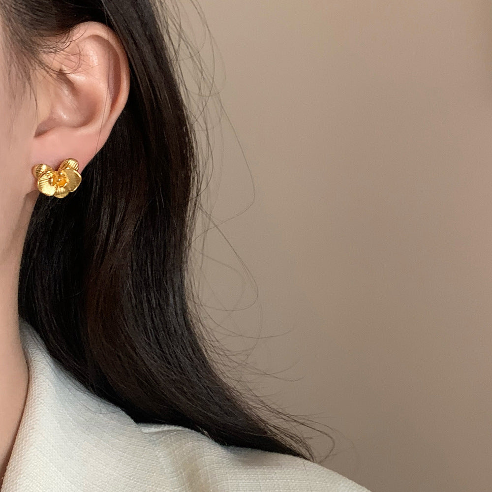 Elegant Retro Flower Fashionable Earrings