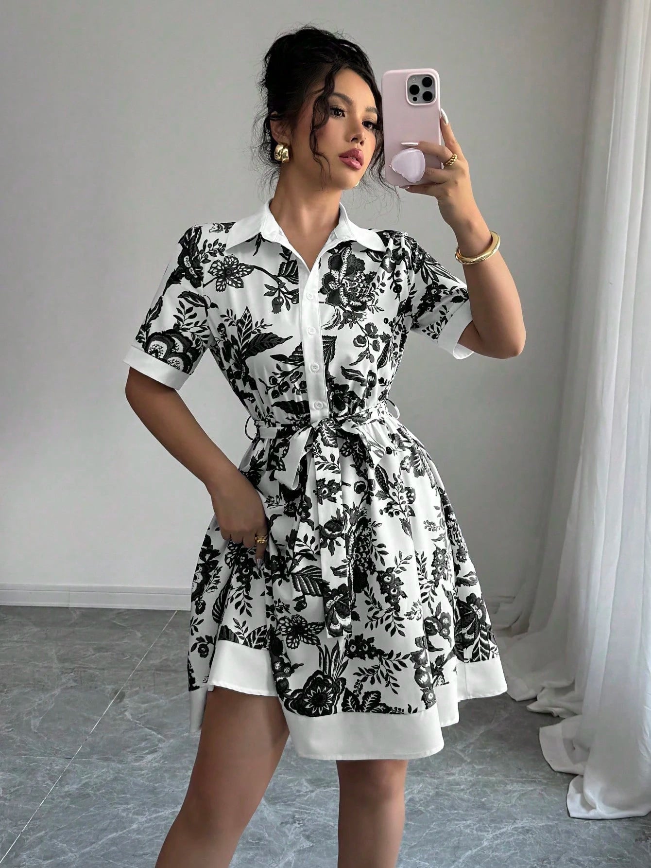 Simplicity Waist-controlled Printed Lace Up Short Sleeve Dress