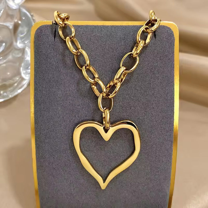 Heart Stainless Steel Vintage Exaggerating Heart-shapaed Necklace