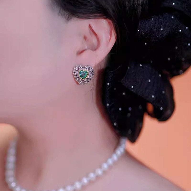 Heart-shaped Stud Earrings For Women Niche Design Advanced